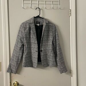 Simply Styled Gray Textured Blazer